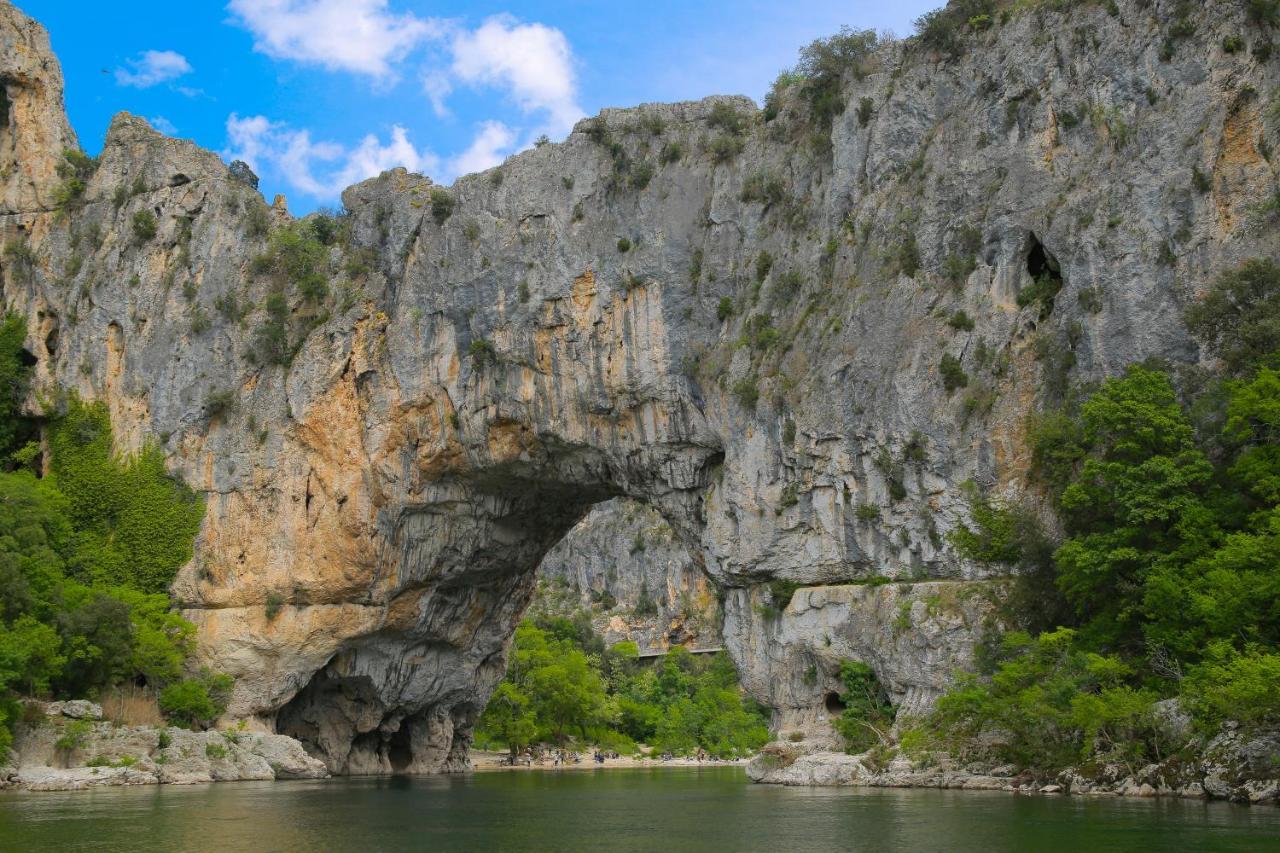 Les Yourtes De Provence Saint-Paulet-de-Caisson Zewnętrze zdjęcie