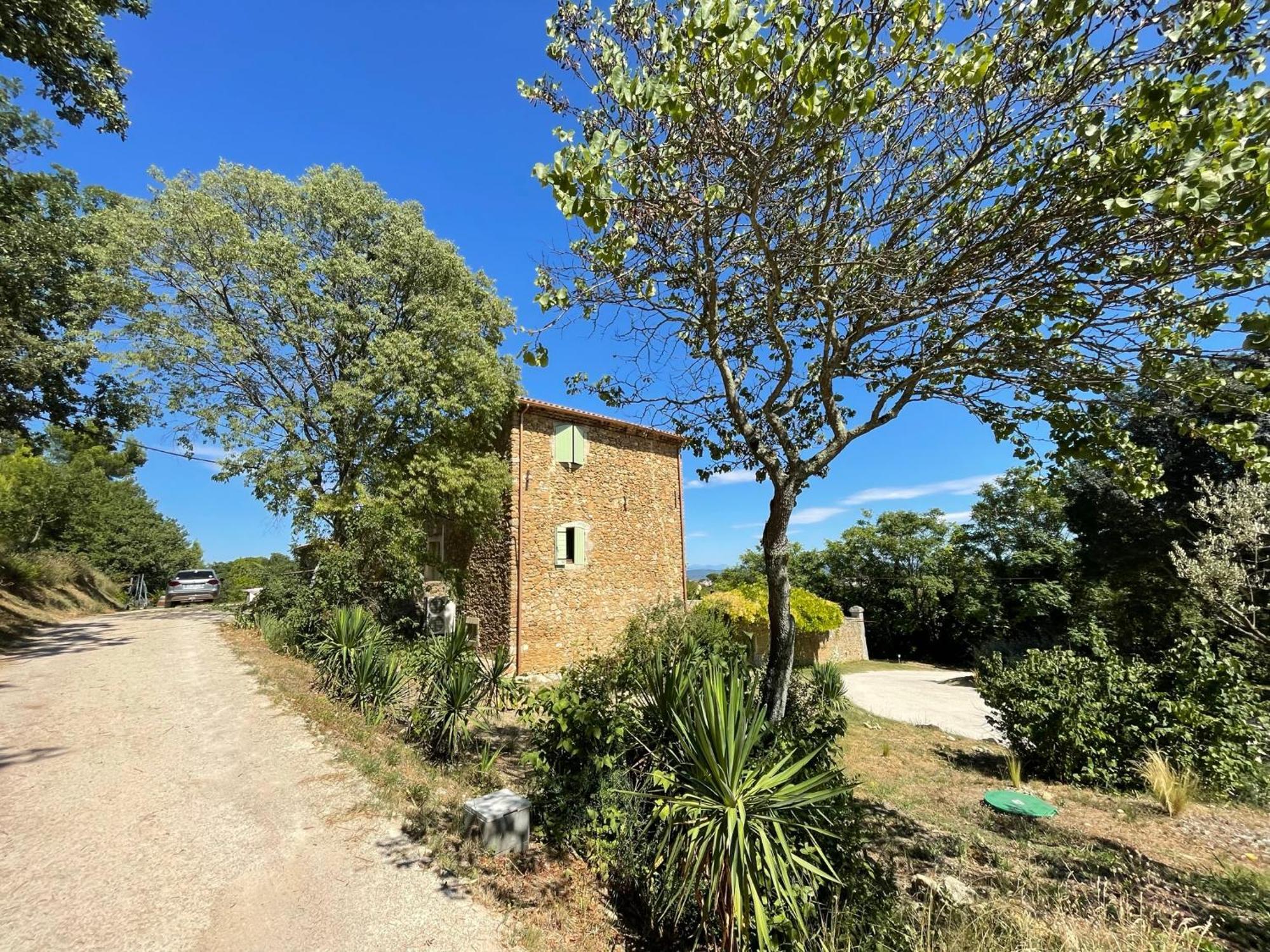 Bed and Breakfast Les Yourtes De Provence Saint-Paulet-de-Caisson Zewnętrze zdjęcie